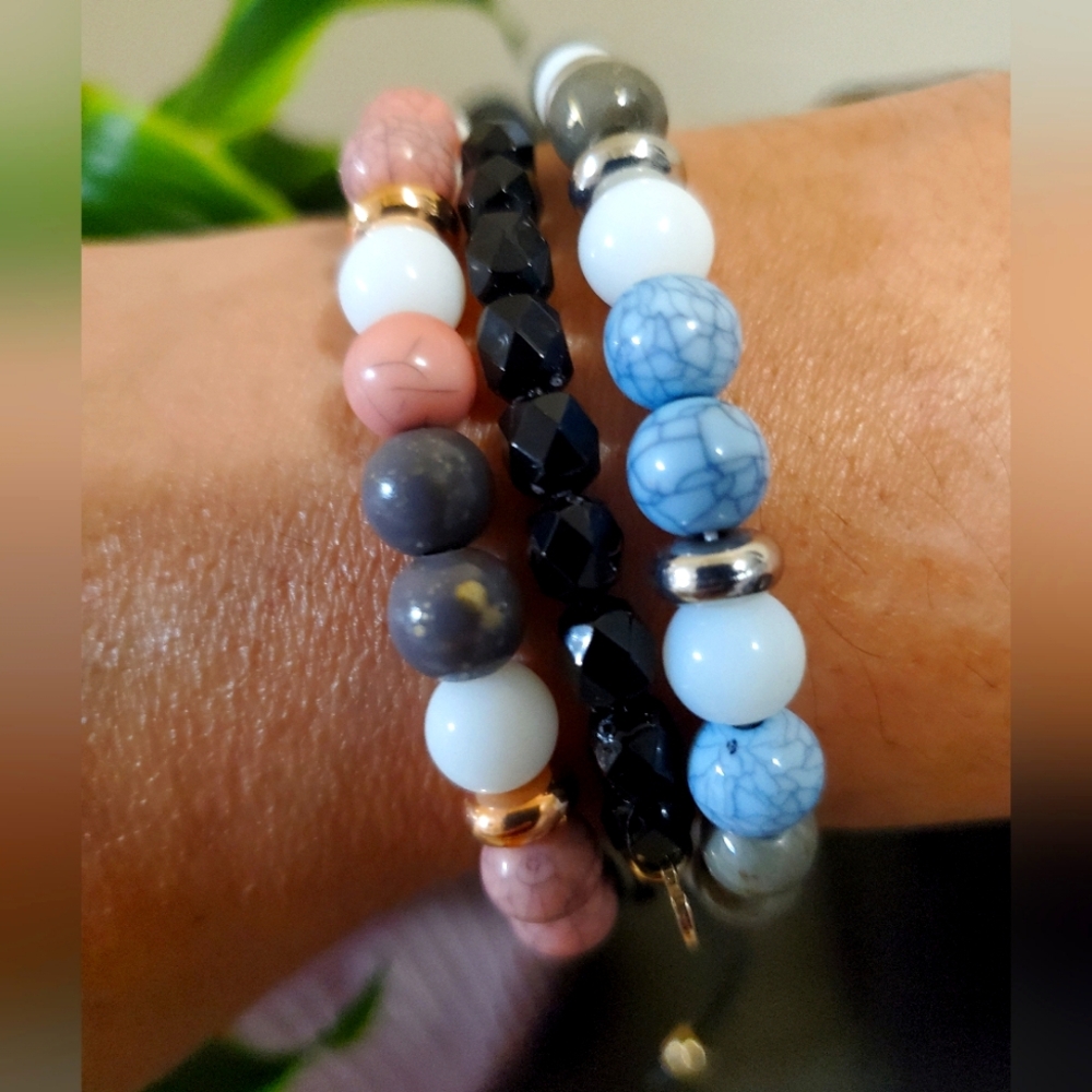 3 Bracelets
